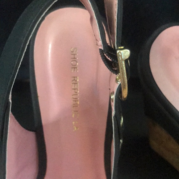 Shoe Republic Wedges  Black  size 7 never worn - Picture 4 of 4